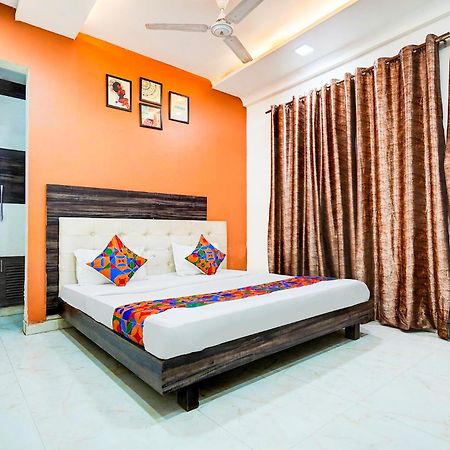 Fabhotel Season Grand Delhi  Buitenkant foto
