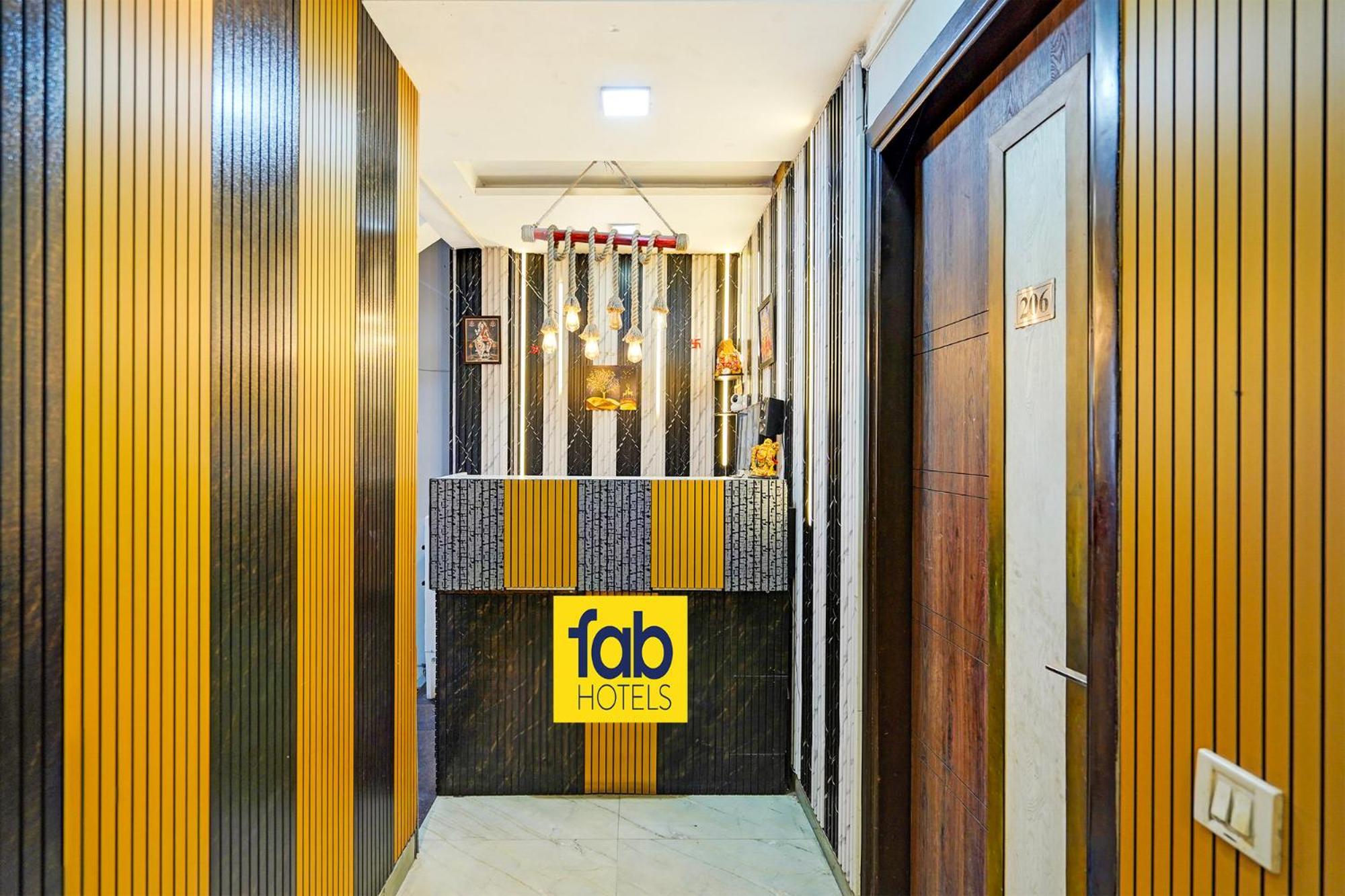 Fabhotel Season Grand Delhi  Buitenkant foto